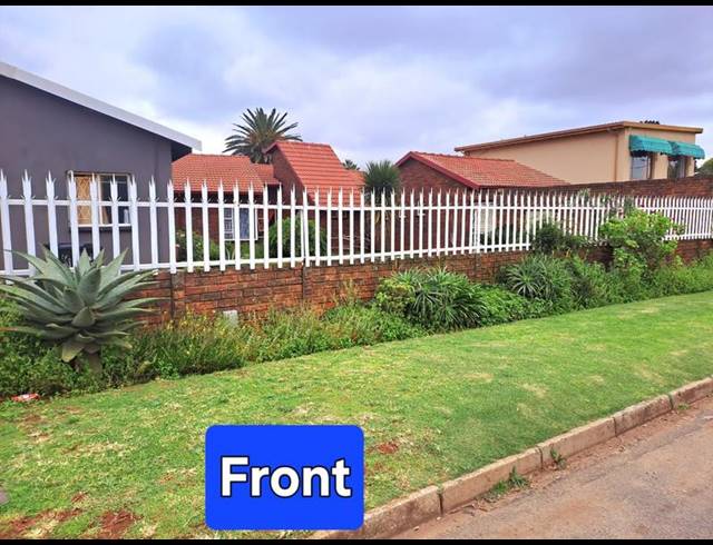 4 BEDROOM HOUSE FOR SALE IN BIRCHLEIGH